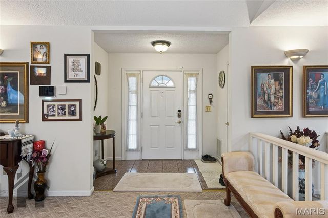 16725 Hardwood Lane, St Robert, MO 65584