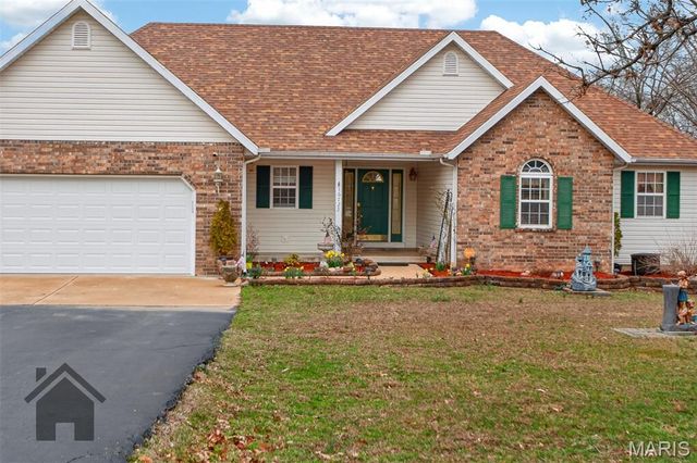 16725 Hardwood Lane, St Robert, MO 65584