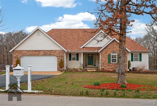 16725 Hardwood Lane, St Robert, MO 65584