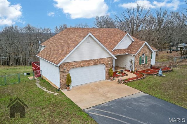 16725 Hardwood Lane, St Robert, MO 65584