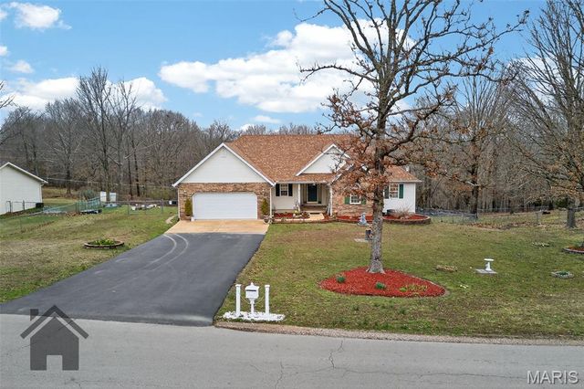 16725 Hardwood Lane, St Robert, MO 65584