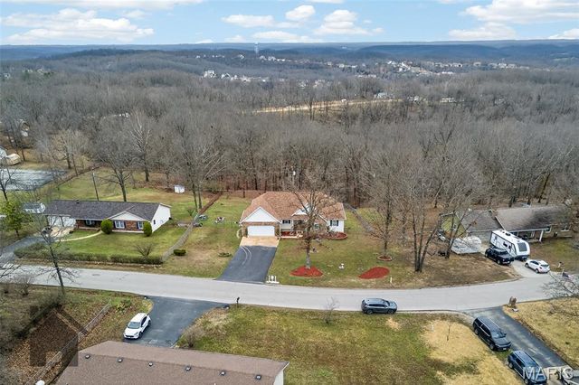 16725 Hardwood Lane, St Robert, MO 65584