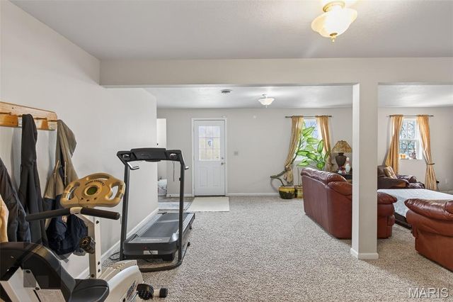 16725 Hardwood Lane, St Robert, MO 65584