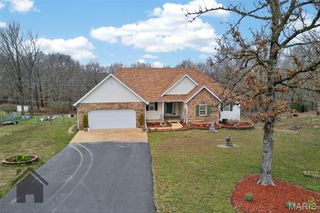 16725 Hardwood Lane, St Robert, MO 65584