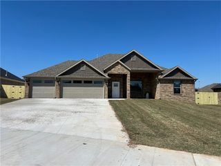 2234 Crane Avenue, Pea Ridge, AR 72751