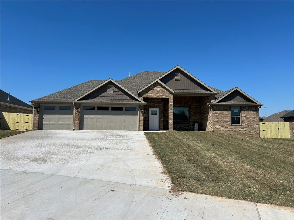 2234 Crane Avenue, Pea Ridge, AR 72751