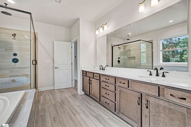 779 Enoree River Place, Greer, SC 29651