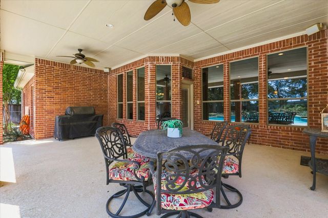 100 Woodland Drive, Krugerville, TX 76227