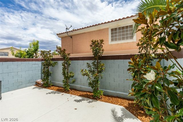 8449 Blue Island Avenue, Las Vegas, NV 89129
