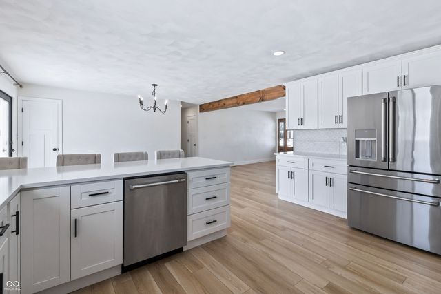 10274 S 400 W, Pendleton, IN 46064