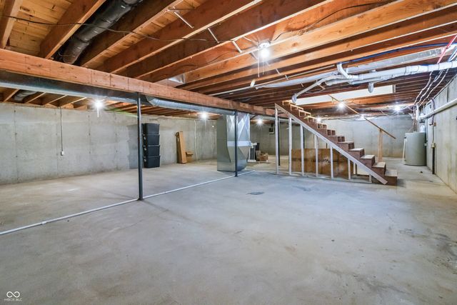 10274 S 400 W, Pendleton, IN 46064