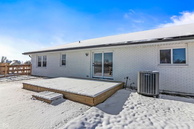 10274 S 400 W, Pendleton, IN 46064