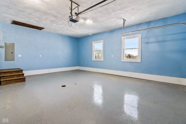 10274 S 400 W, Pendleton, IN 46064