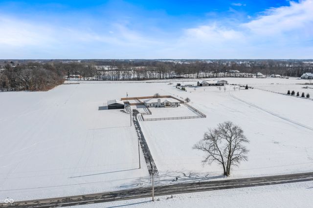 10274 S 400 W, Pendleton, IN 46064