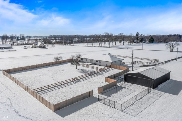 10274 S 400 W, Pendleton, IN 46064