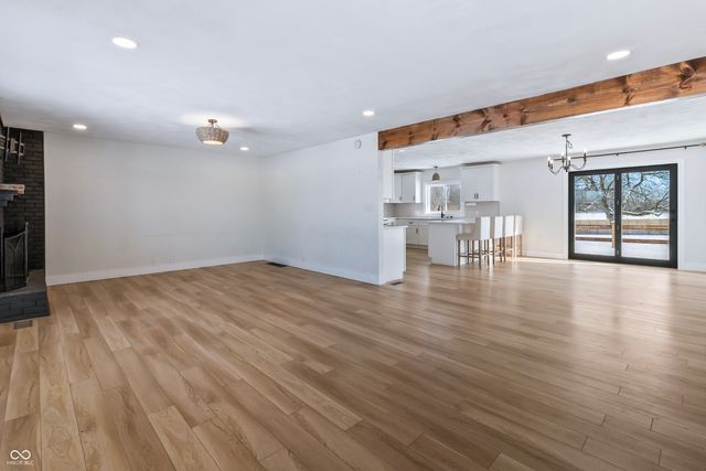 10274 S 400 W, Pendleton, IN 46064