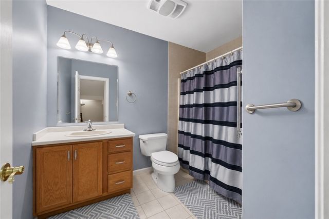 403 Wingate Dr, Robinson Twp, PA 15205
