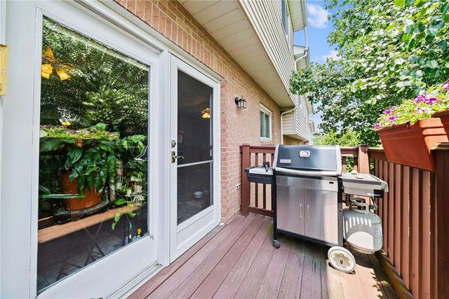 403 Wingate Dr, Robinson Twp, PA 15205