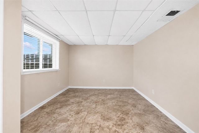 403 Wingate Dr, Robinson Twp, PA 15205