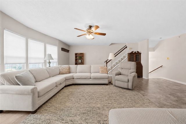 403 Wingate Dr, Robinson Twp, PA 15205