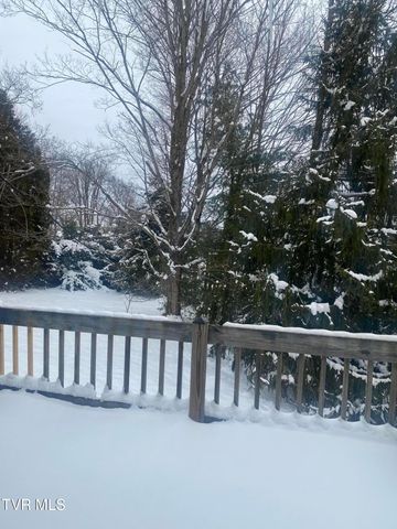 1500 Southwest Avenue, Johnson City, TN 37604