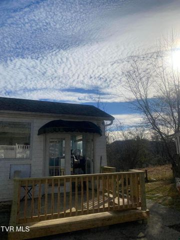 1500 Southwest Avenue, Johnson City, TN 37604