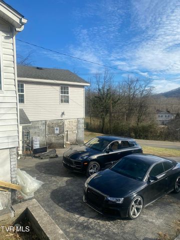 1500 Southwest Avenue, Johnson City, TN 37604