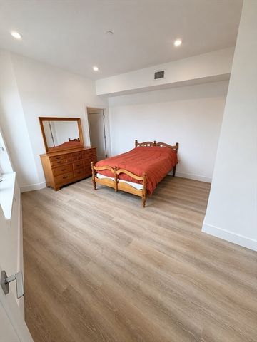 386 Market St 401, Boston, MA 02135
