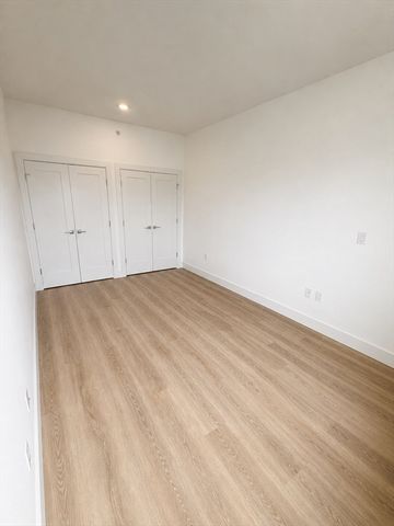 386 Market St 401, Boston, MA 02135