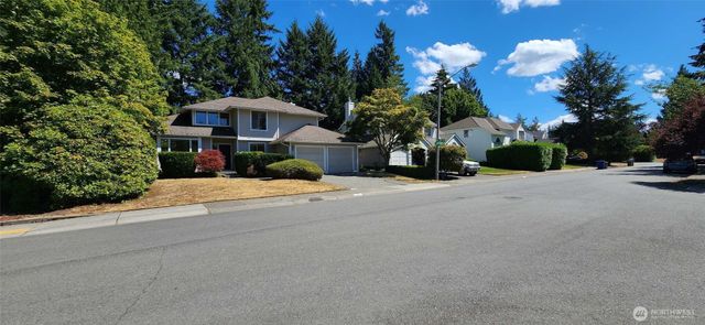 2800 235th Place NE, Sammamish, WA 98074