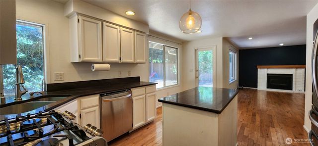 2800 235th Place NE, Sammamish, WA 98074
