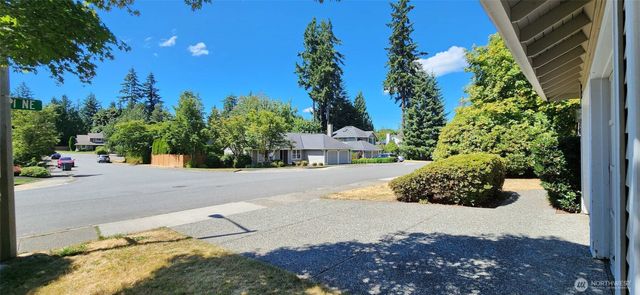 2800 235th Place NE, Sammamish, WA 98074