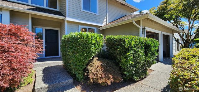 2800 235th Place NE, Sammamish, WA 98074