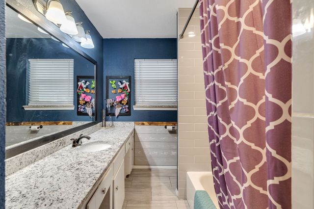 6537 Briley Drive, North Richland Hills, TX 76180