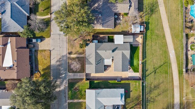 6537 Briley Drive, North Richland Hills, TX 76180