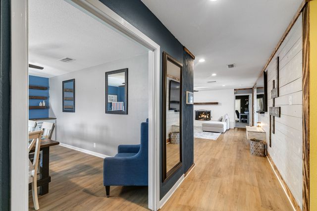 6537 Briley Drive, North Richland Hills, TX 76180