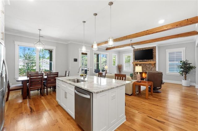 206 Trecastle Square, Canton, GA 30114