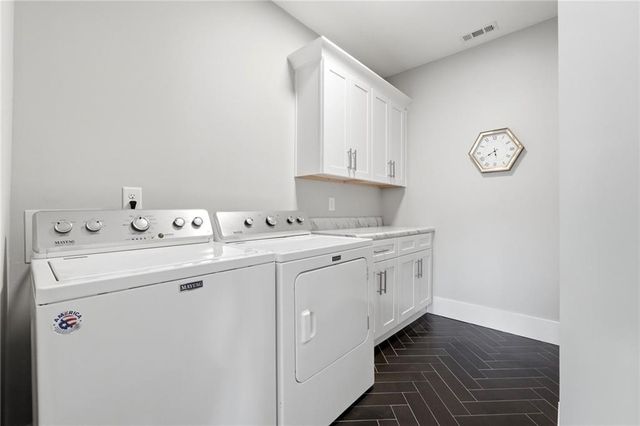 206 Trecastle Square, Canton, GA 30114