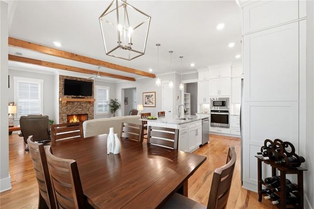 206 Trecastle Square, Canton, GA 30114