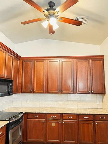 1043 S Rose, Mesa, AZ 85204