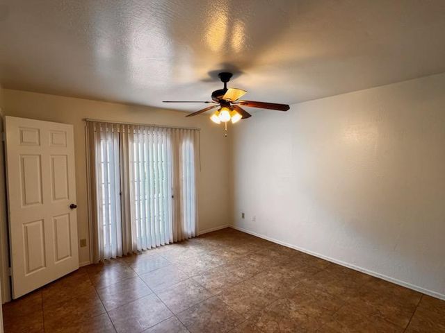 1043 S Rose, Mesa, AZ 85204