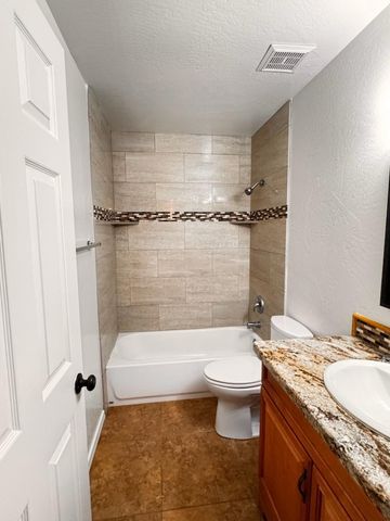 1043 S Rose, Mesa, AZ 85204