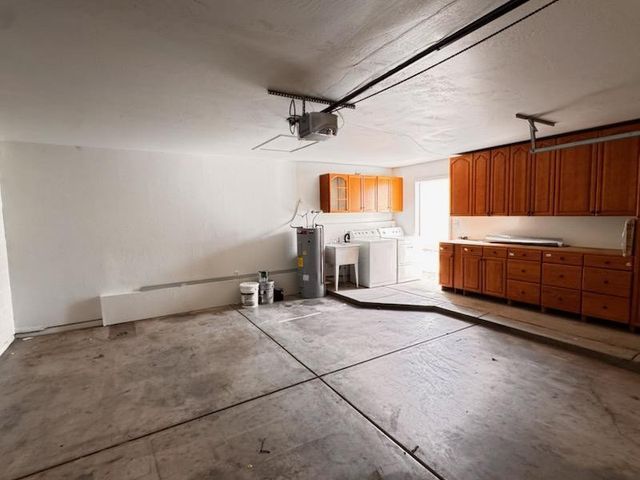 1043 S Rose, Mesa, AZ 85204