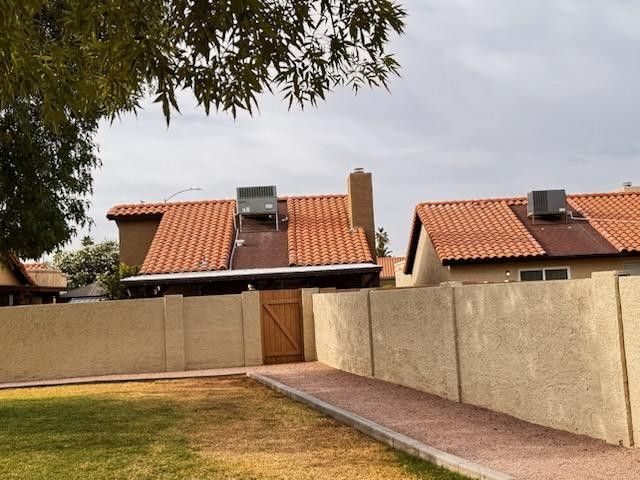 1043 S Rose, Mesa, AZ 85204