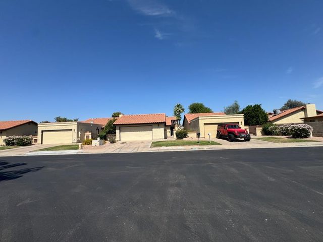 1043 S Rose, Mesa, AZ 85204