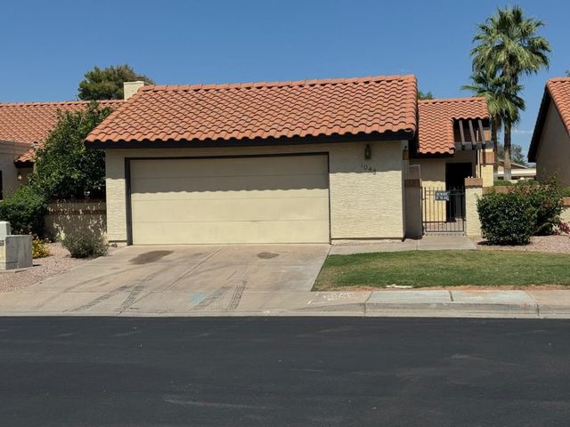 1043 S Rose, Mesa, AZ 85204