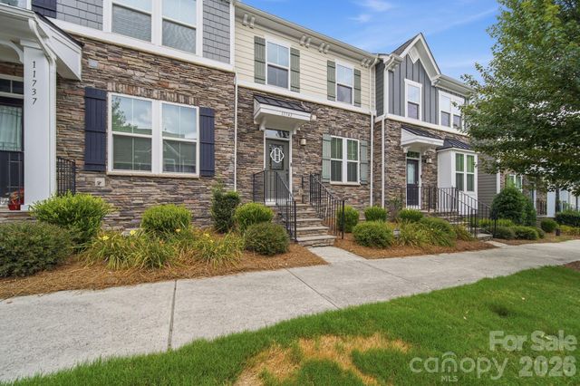 11741 Blessington Road, Huntersville, NC 28078