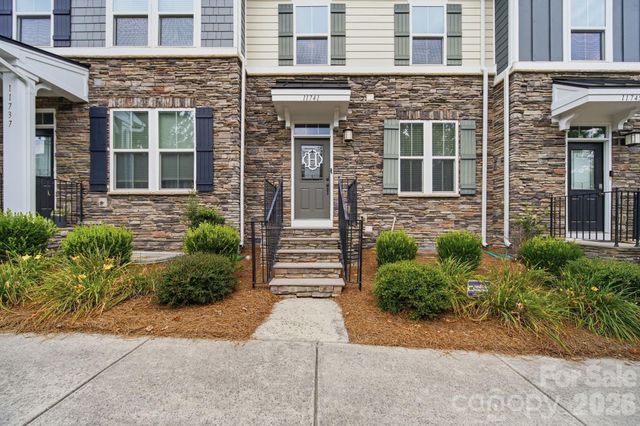 11741 Blessington Road, Huntersville, NC 28078