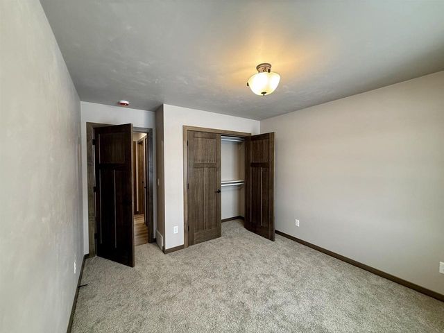 3811 COOPER COURT, Green Bay, WI 54313