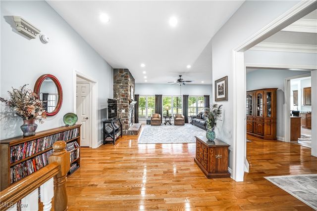 11383 Rolling Meadows Drive, Garrettsville, OH 44231